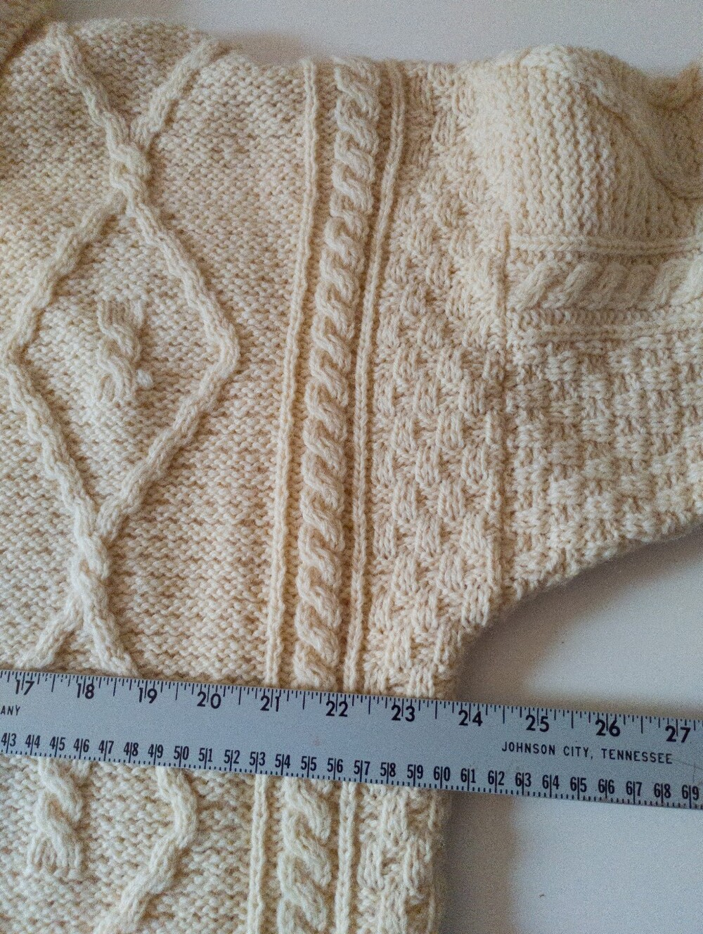 Carraig Donn Vintage Irish Wool Aran Cable Knit Collared Cardigan Sweater Medium - Picture 5 of 8